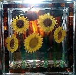 Декоративные стеклоблоки с композициями внутри